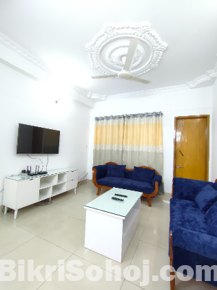 Rent Furnished Three-Bedroom Apartment In Bashundhara R/A